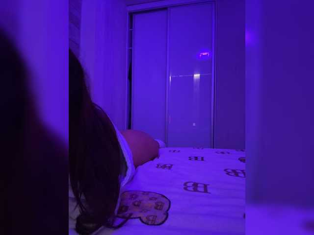sweetkira25 live cam on BongaCams