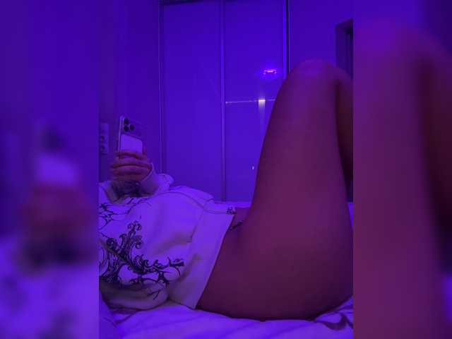 sweetkira25 live cam on BongaCams