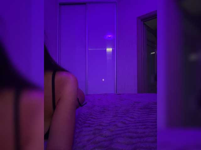 sweetkira25 live cam on BongaCams