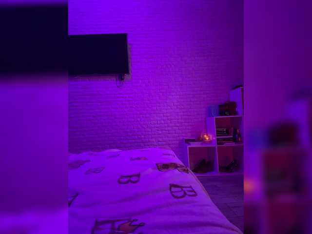 sweetkira25 live webcam show