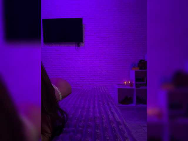 sweetkira25 live webcam show