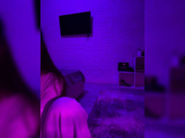 sweetkira25 live cam on BongaCams