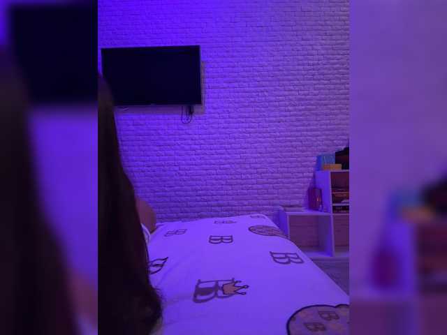 sweetkira25 live cam on BongaCams