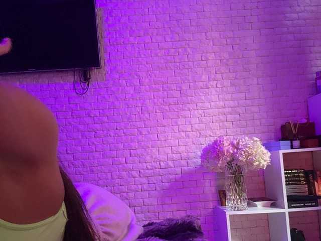 sweetkira25 live sex