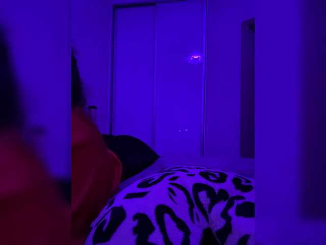 sweetkira25 live cam on BongaCams