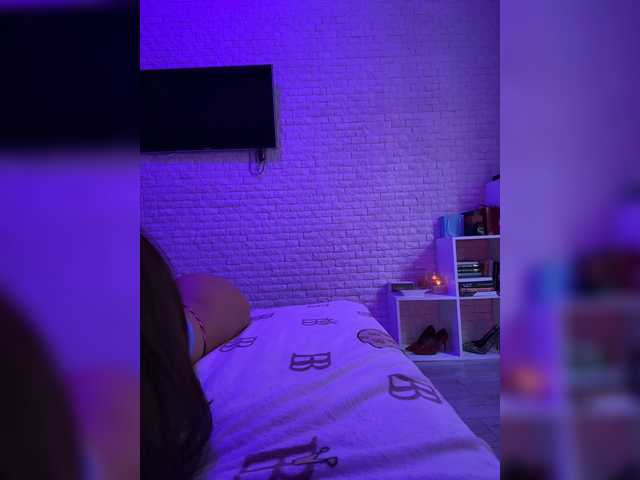 sweetkira25 live webcam show