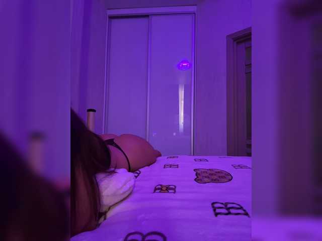 sweetkira25 live cam on BongaCams