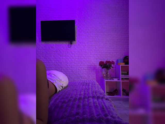 sweetkira25 live cam on BongaCams