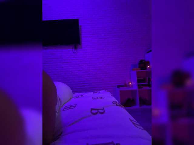 sweetkira25 live webcam show