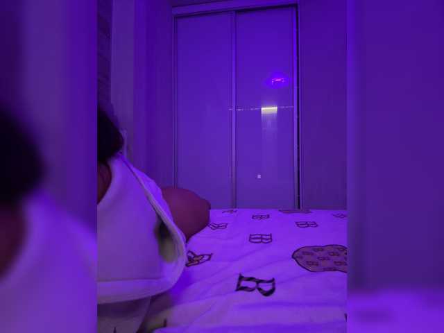 sweetkira25 live cam on BongaCams