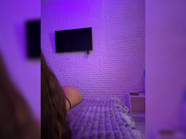 sweetkira25 live cam on BongaCams