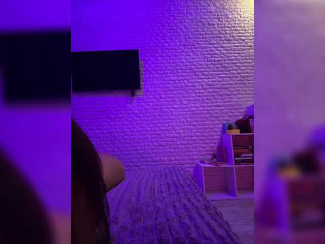 sweetkira25 live cam on BongaCams