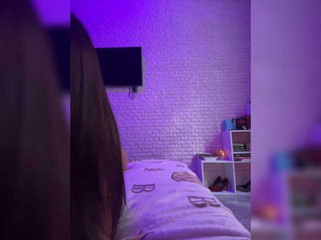 sweetkira25 live webcam show