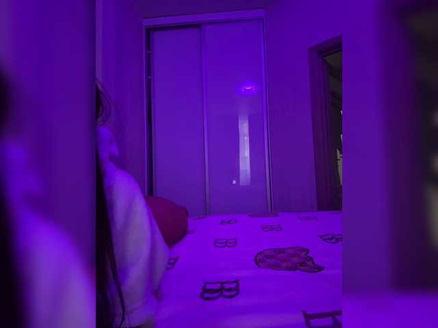 sweetkira25 live cam on BongaCams
