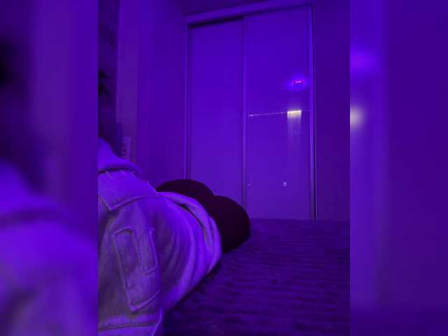 sweetkira25 live cam on BongaCams