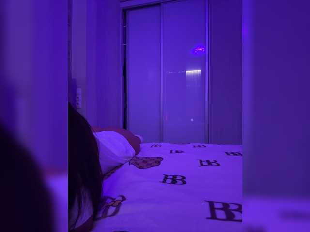 sweetkira25 live cam on BongaCams