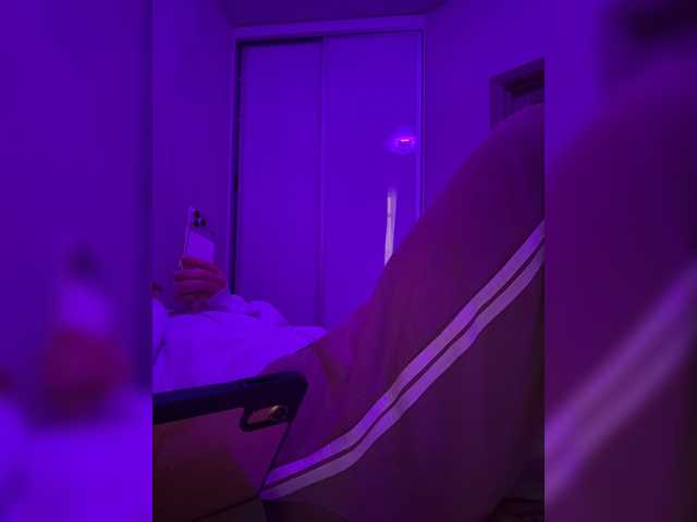 sweetkira25 live cam on BongaCams