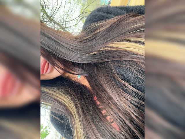 sweetkira25's BongaCams profile