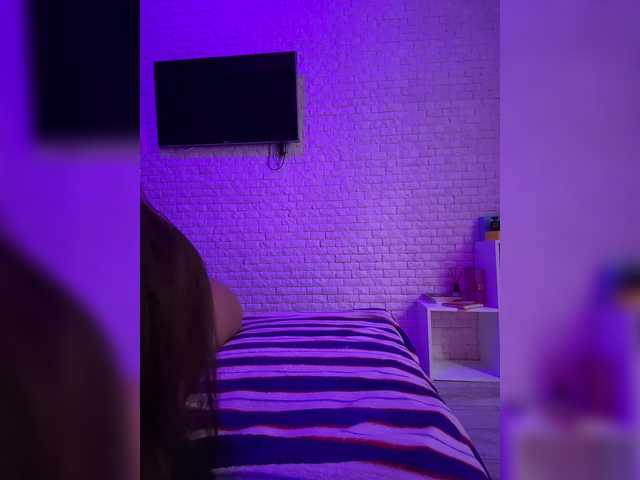 sweetkira25 live cam on BongaCams