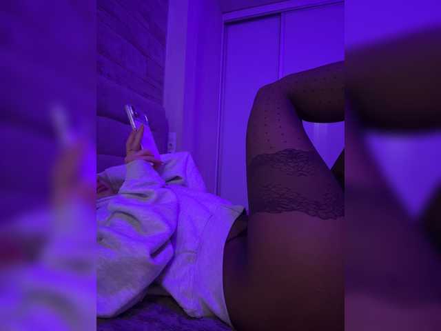sweetkira25 live cam on BongaCams