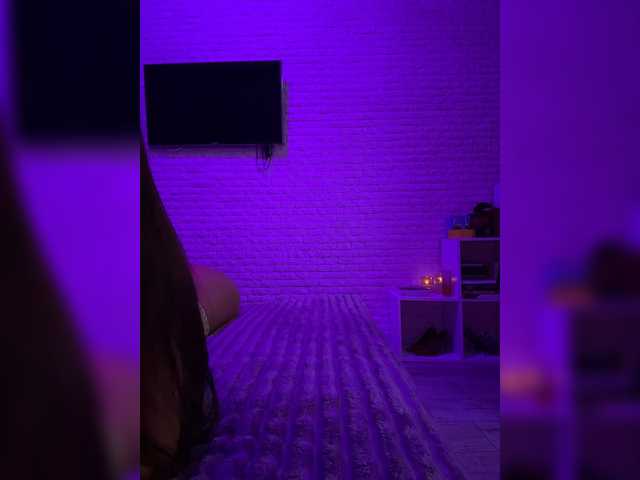 sweetkira25 live webcam show
