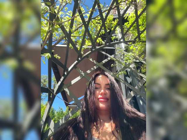 sweetkira25 live cam