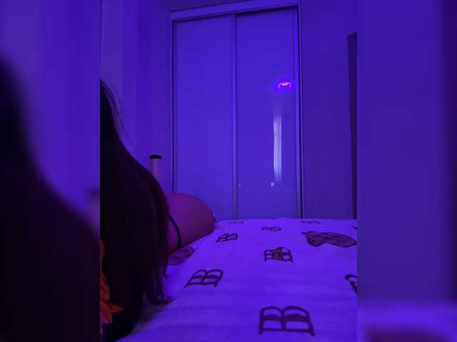 sweetkira25 live cam on BongaCams