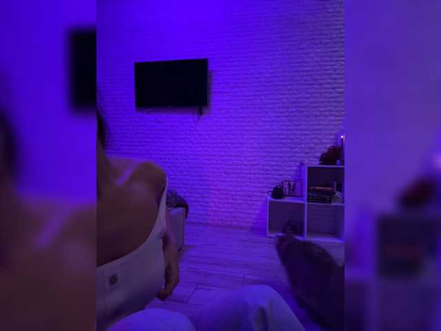 sweetkira25 live cam on BongaCams