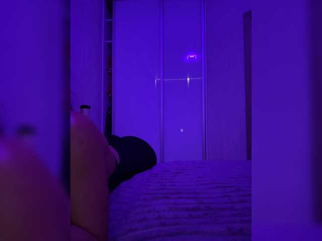 sweetkira25 live cam preview