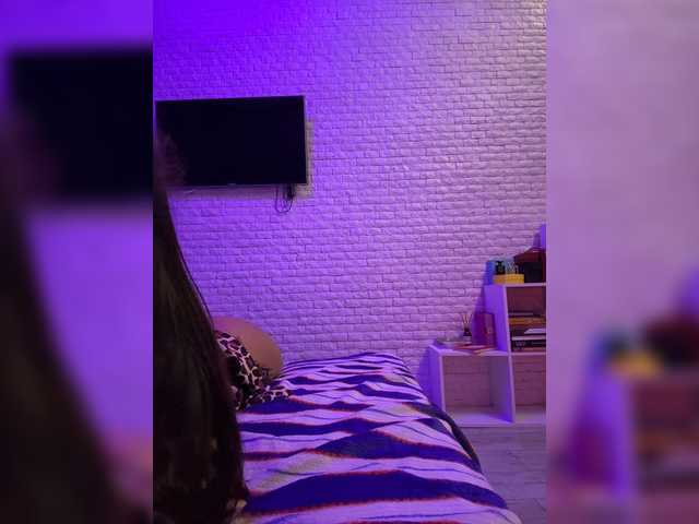 sweetkira25 live cam on BongaCams