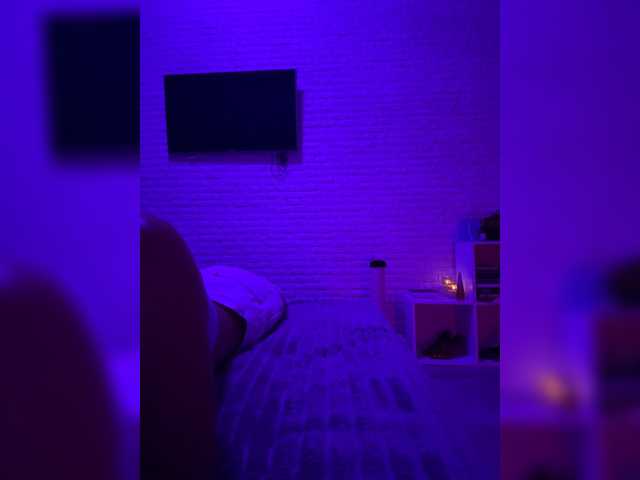 sweetkira25 live cam on BongaCams