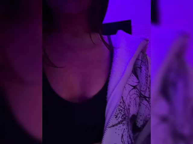 sweetkira25 live cam on BongaCams