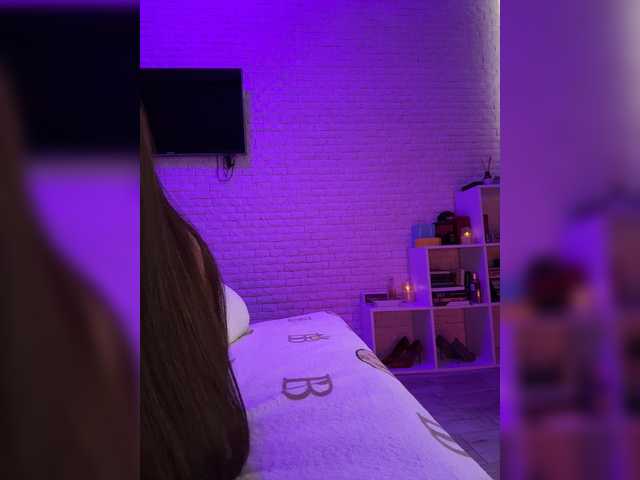 sweetkira25 live webcam show