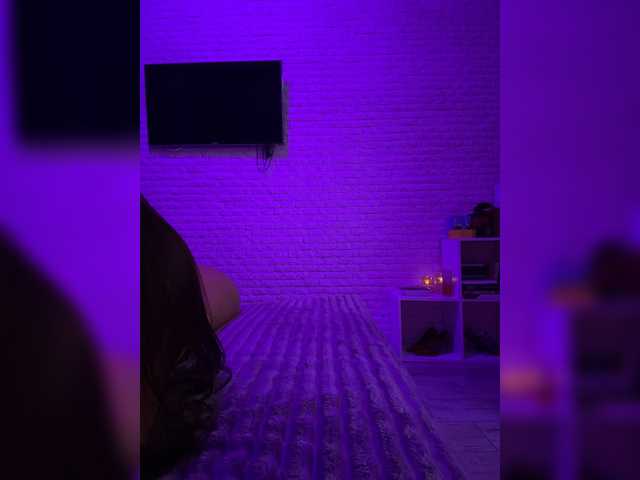 sweetkira25 live webcam show