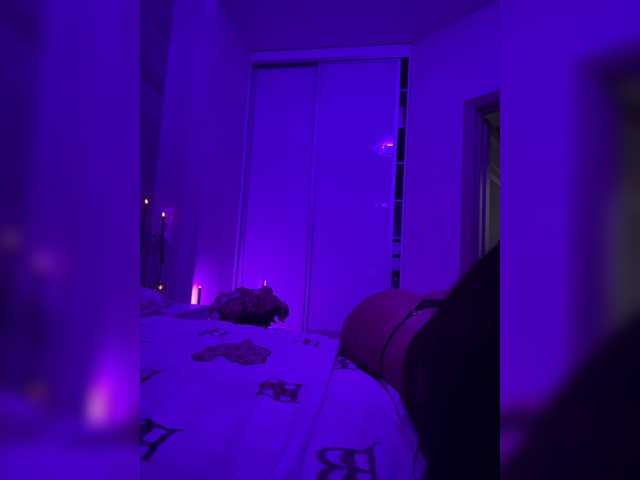 sweetkira25 live sex show