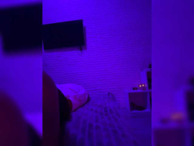 sweetkira25 live cam on BongaCams