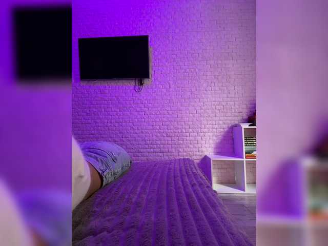 sweetkira25 live cam on BongaCams