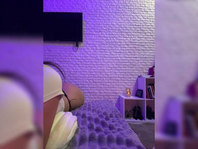 sweetkira25's BongaCams show and profile