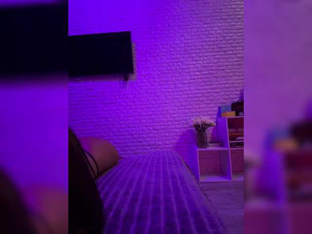 sweetkira25 live cam on BongaCams
