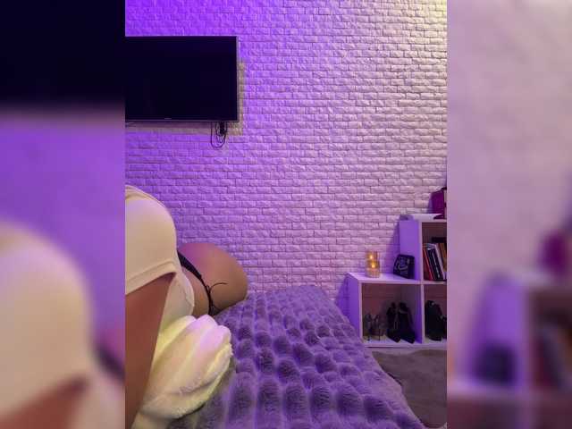 sweetkira25's BongaCams show and profile