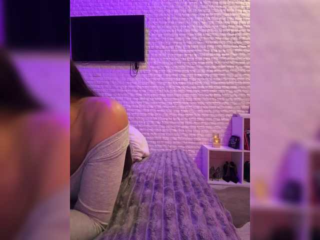 sweetkira25's BongaCams show and profile