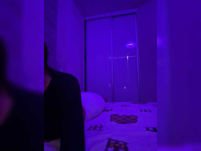 sweetkira25 live cam on BongaCams