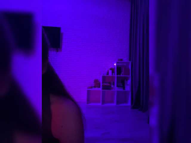 sweetkira25 live cam on BongaCams