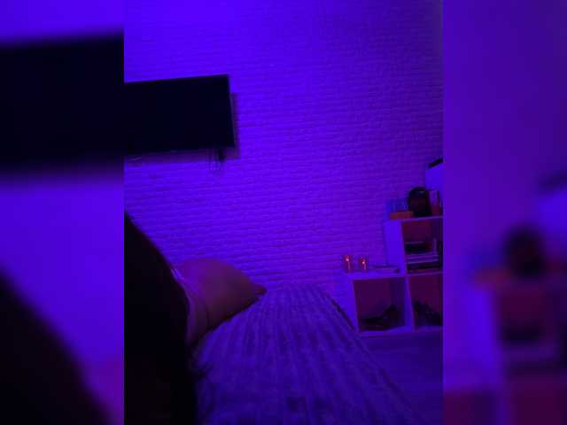 sweetkira25 live cam on BongaCams