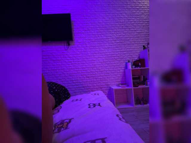 sweetkira25 live sex show