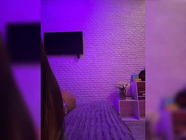 sweetkira25 live cam on BongaCams