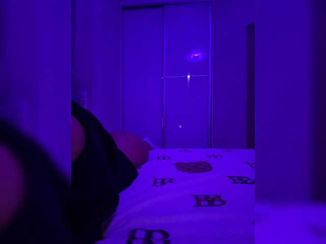 sweetkira25 live cam on BongaCams