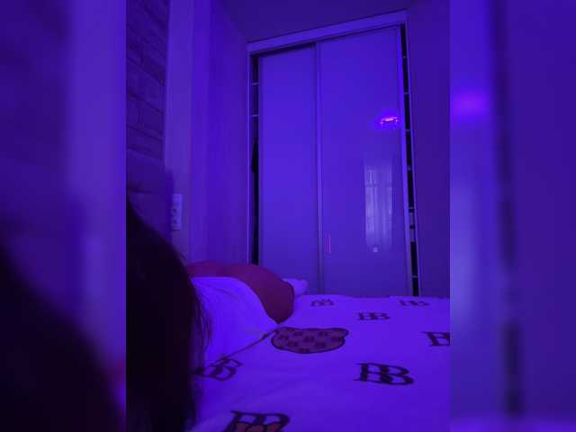 sweetkira25 live cam on BongaCams