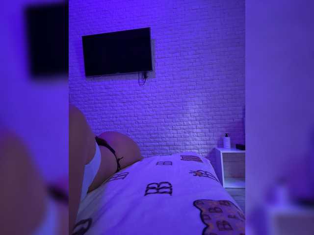 sweetkira25 live cam on BongaCams