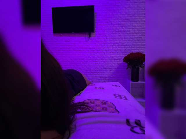 sweetkira25 live sex show